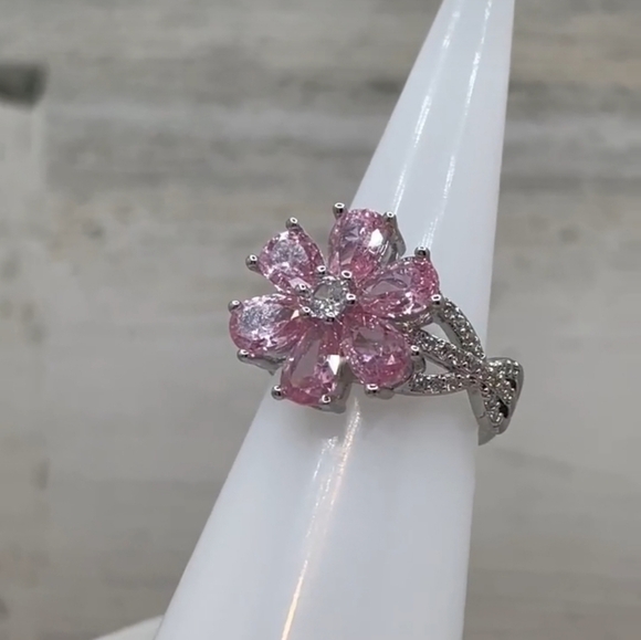 Beautiful Statement Flower Pink White Cubic Zirconia Silver Plated Ring Size 6 - Picture 9 of 13